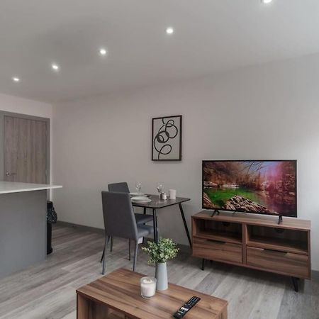 Contemporary 1 Bedroom Preston Apartment Exterior foto